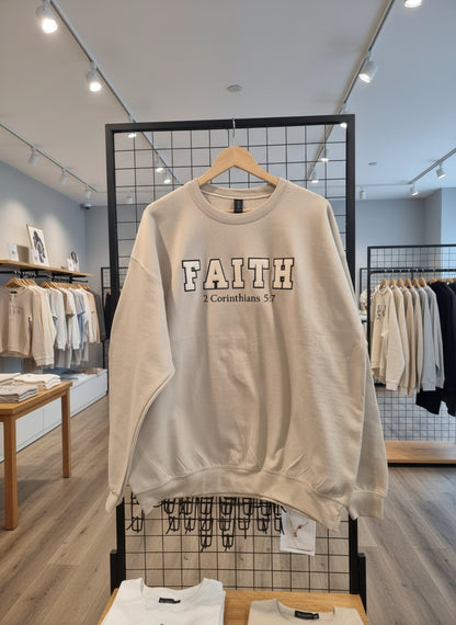 Unisex Sweatshirt Faith 2 Corinthians 5:7